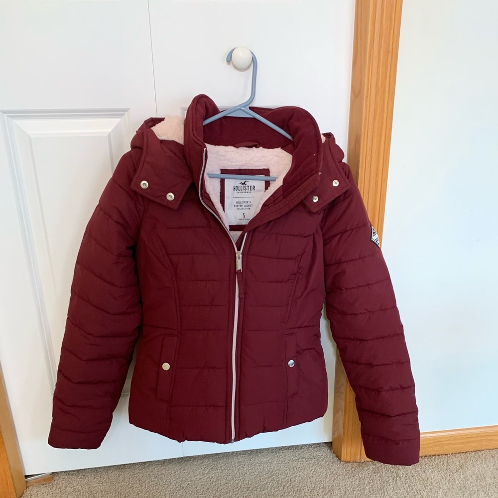 Hollister Puffer Jacket